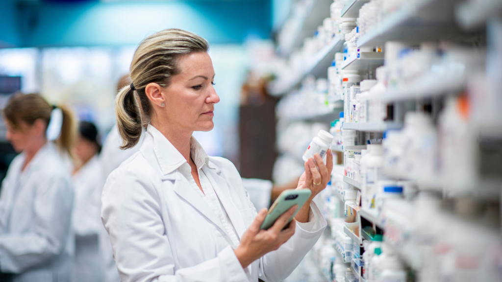 Substytucja apteczna - co farmaceuta powinien sprawdzić przed wydaniem odpowiednika?
